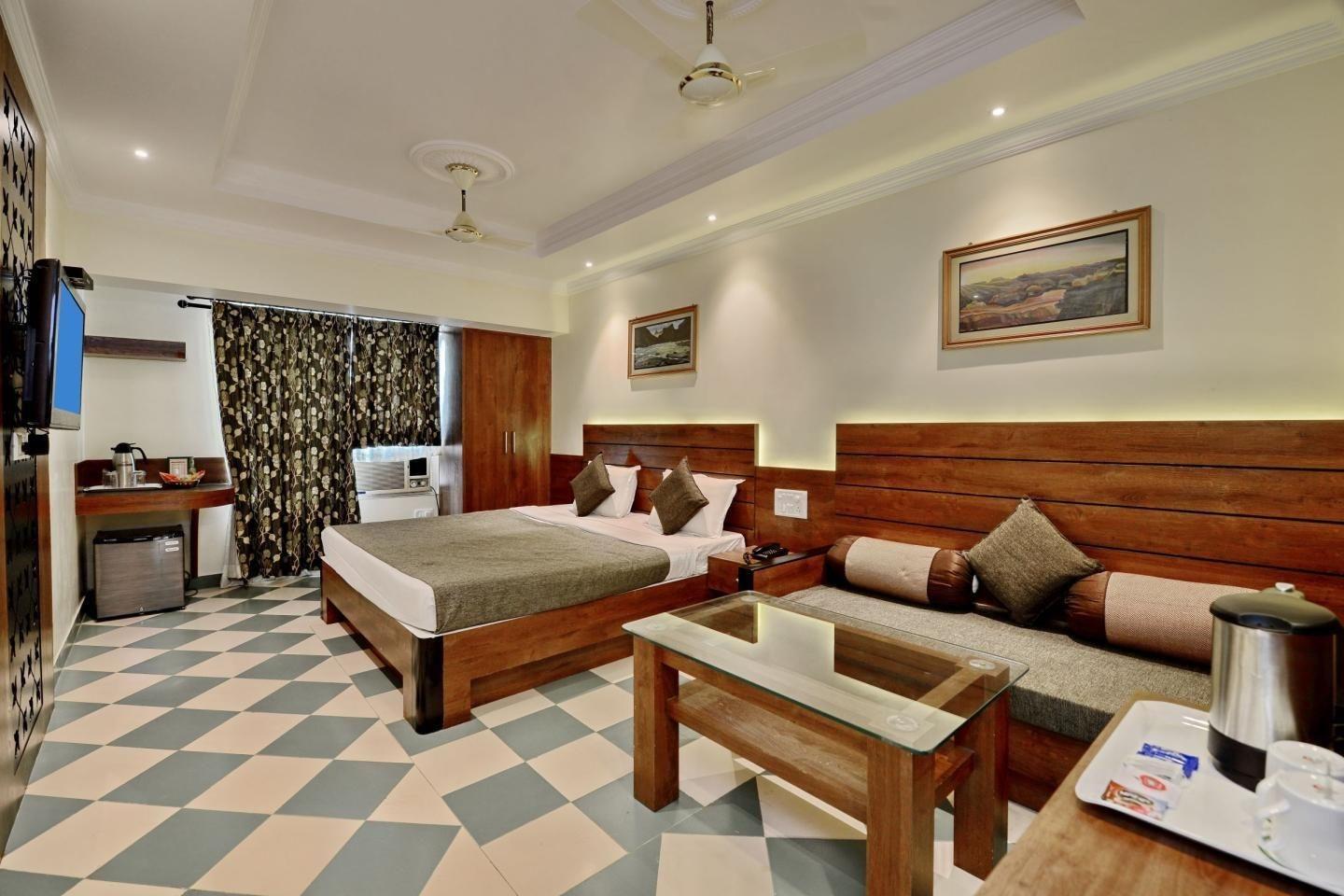 Hotel Pushpak Bhubaneswar Zewnętrze zdjęcie