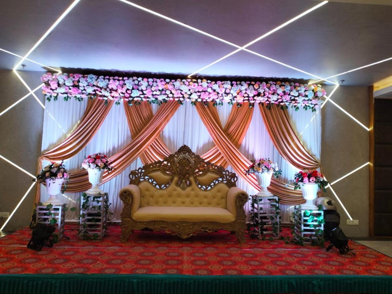 Hotel Pushpak Bhubaneswar Zewnętrze zdjęcie