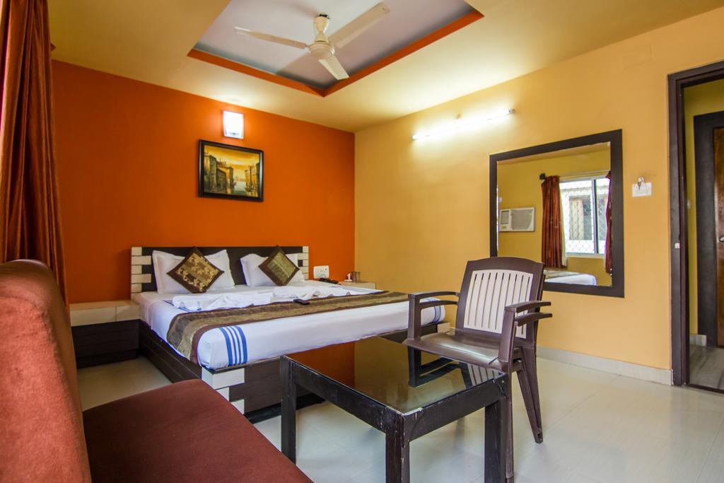 Hotel Pushpak Bhubaneswar Zewnętrze zdjęcie